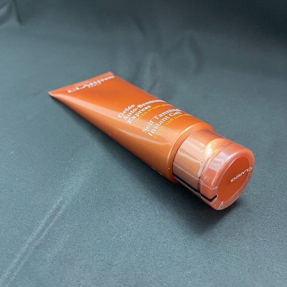 Clarins Self Tanning Instant Gel - Picture 2 of 2